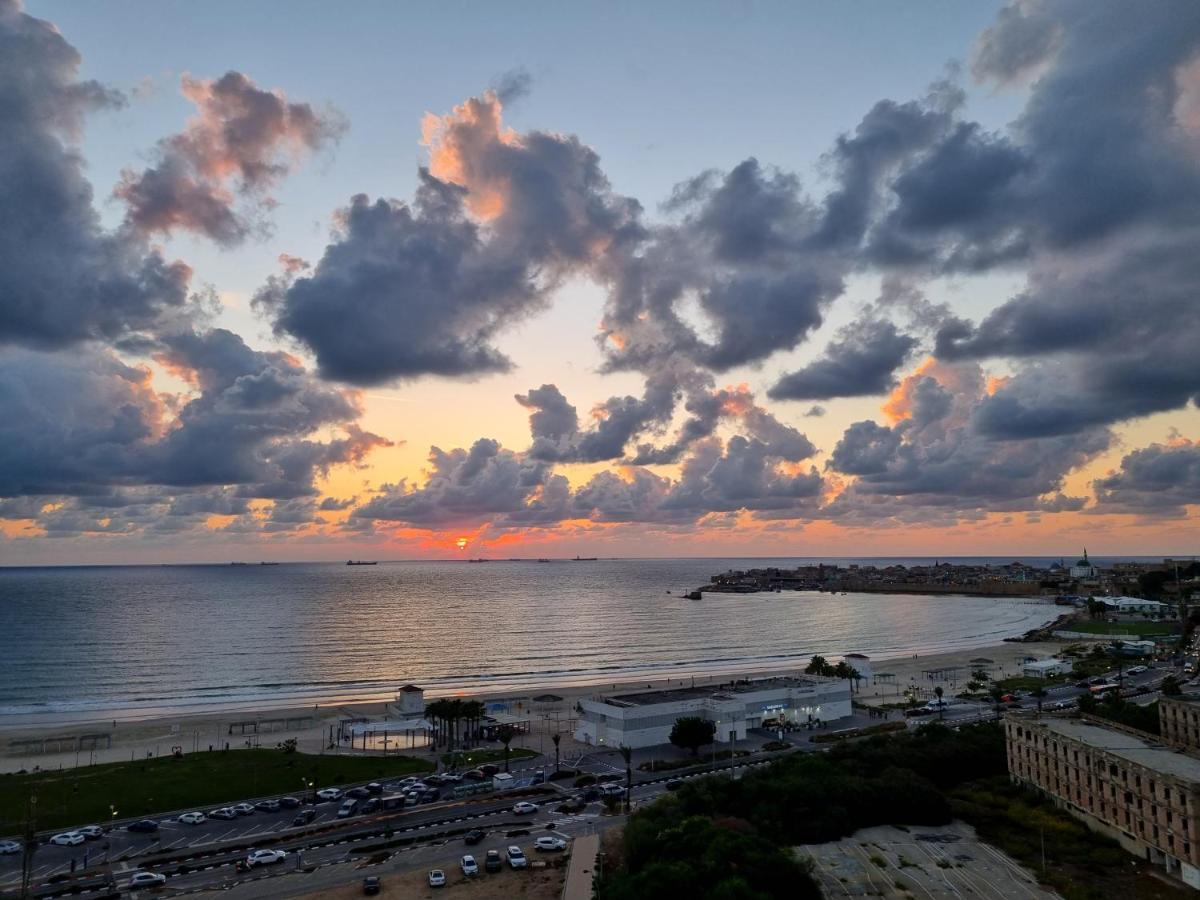 Beachfront Gallery Acre Luaran gambar