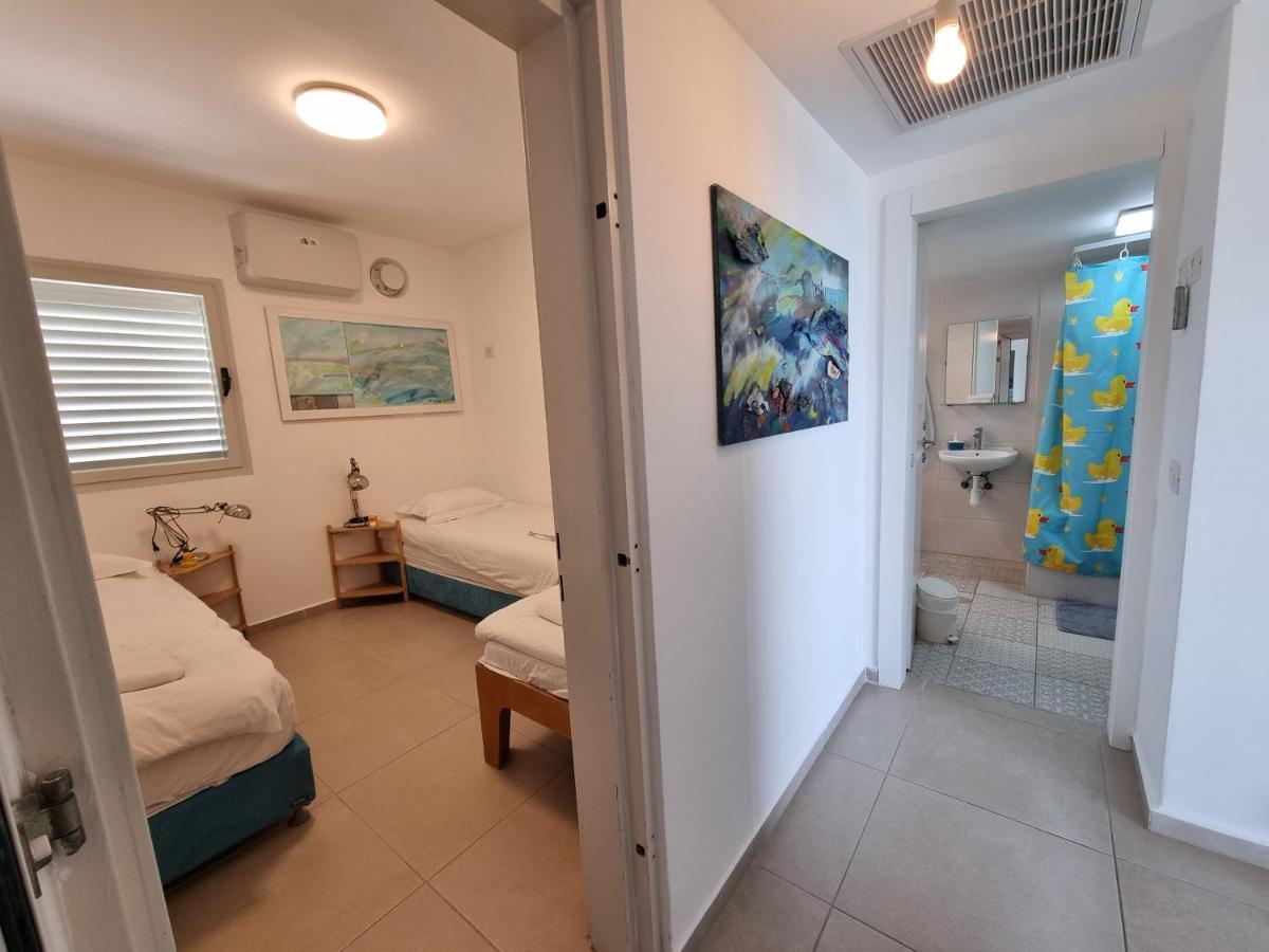 Beachfront Gallery Acre Luaran gambar
