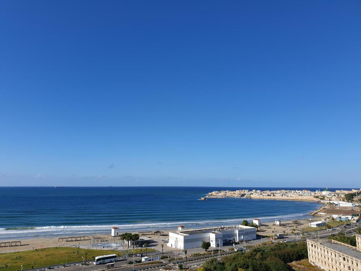Beachfront Gallery Acre Luaran gambar